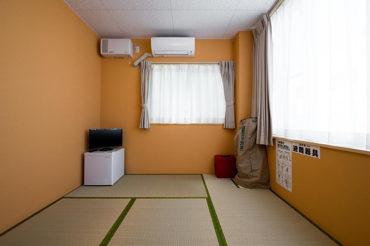 Guest House Yutaka Naha Exterior photo